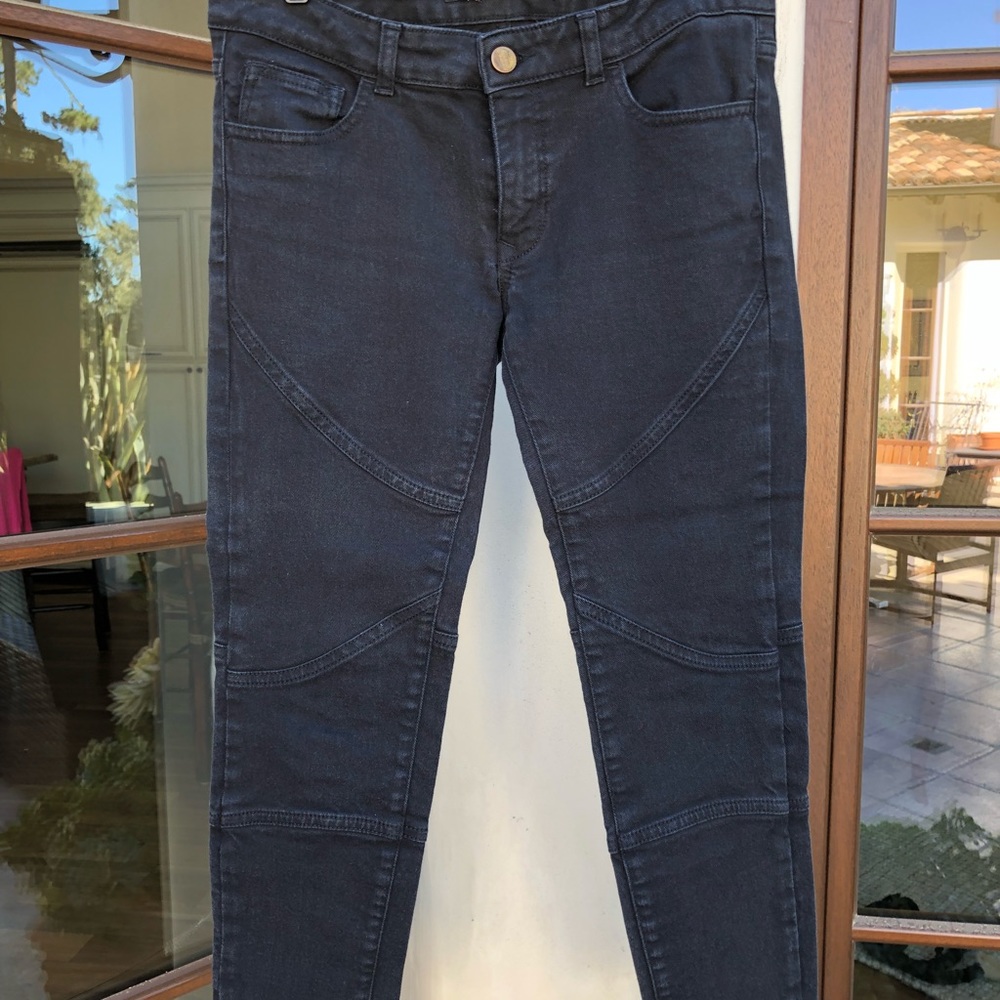 Black denim Capri pants